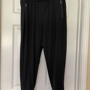 Black nylon/spandex jogger pant